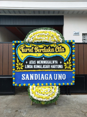 Papan Bunga Duka di Yapen Selatan